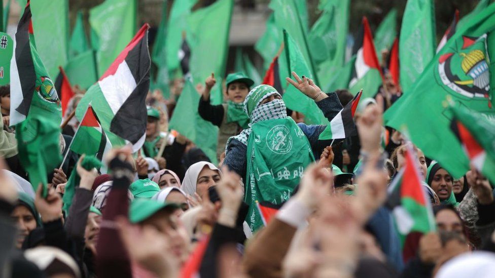 "Hamas non è un edificio che si può distruggere, Hamas è un'idea e l'idea vivrà." Mohammed Alatar, regista palestinese